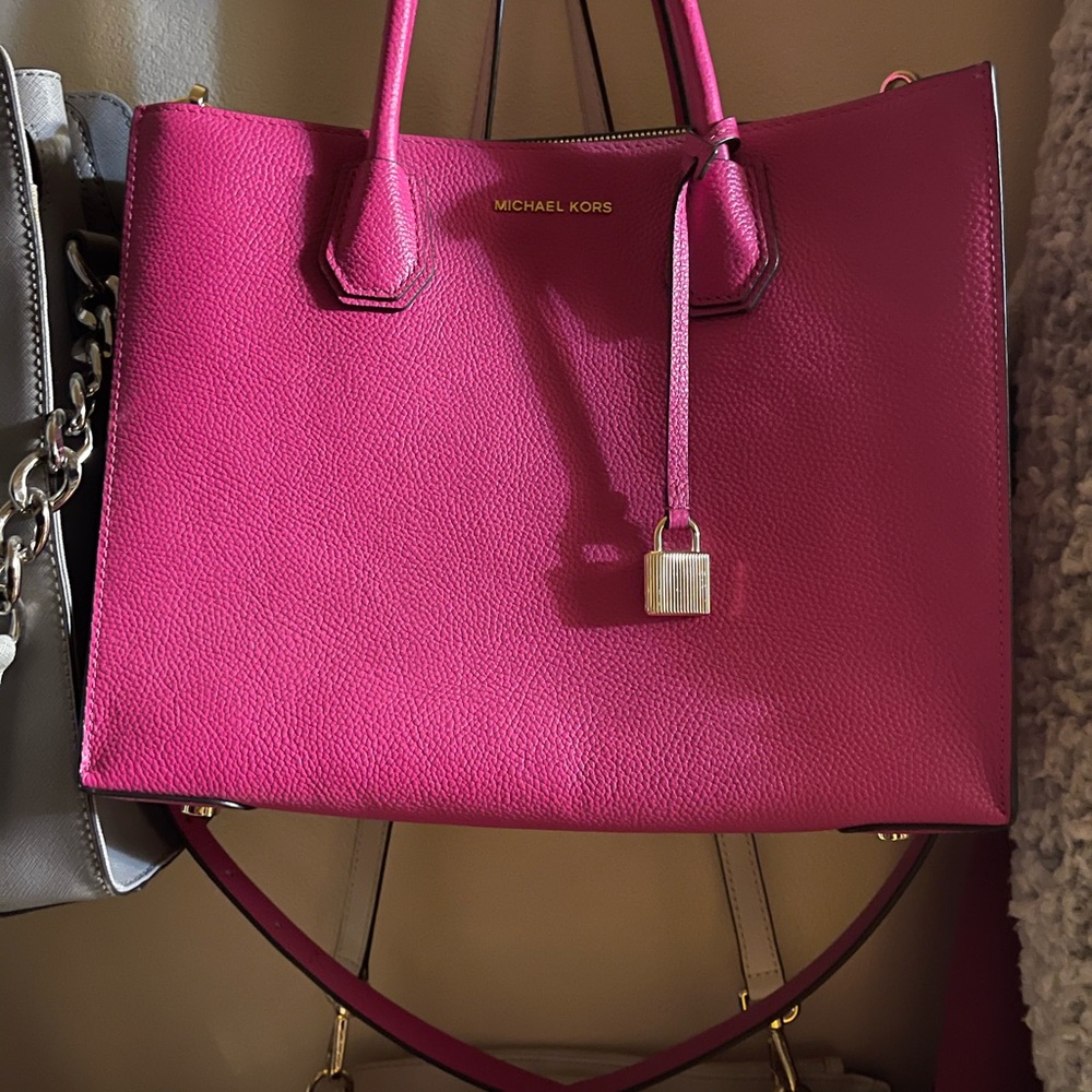 MK purse